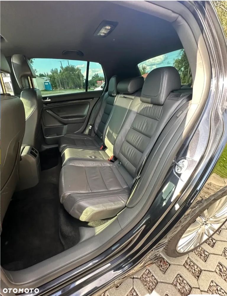 Volkswagen Golf R32 DSG - 18