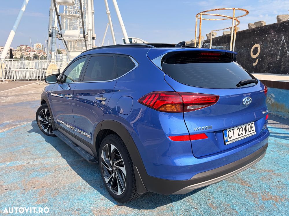 Hyundai Tucson 2.0 CRDI 4WD 8AT Luxury - 7