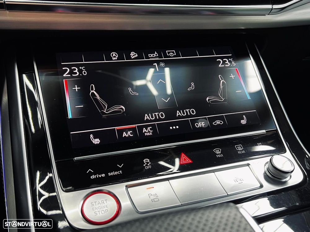 Audi SQ8 - 28