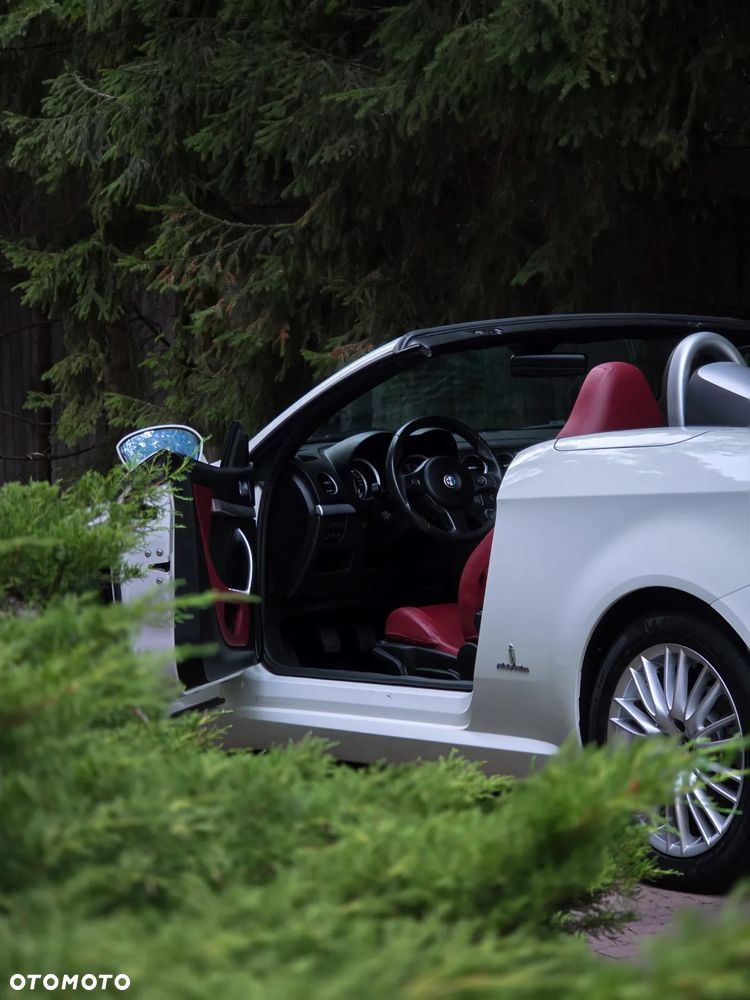 Alfa Romeo Spider 2.0JTDM - 15