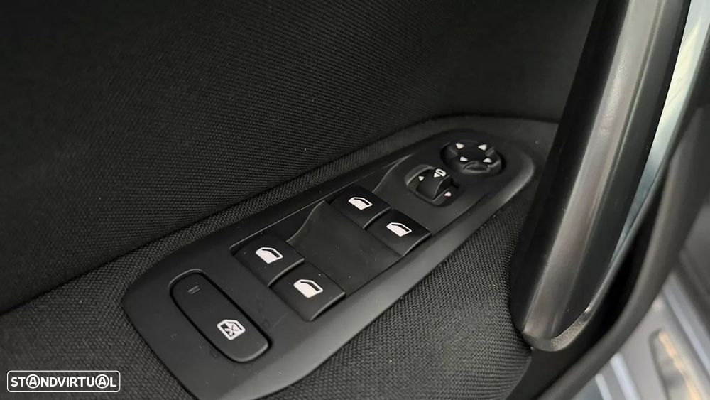 Peugeot 308 SW 1.5 BlueHDi Style - 15