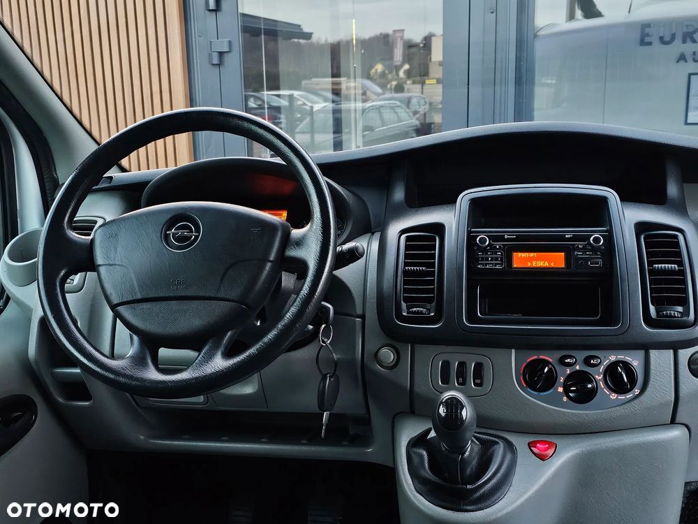 Opel Vivaro L2H1 2.9t Edition - 10