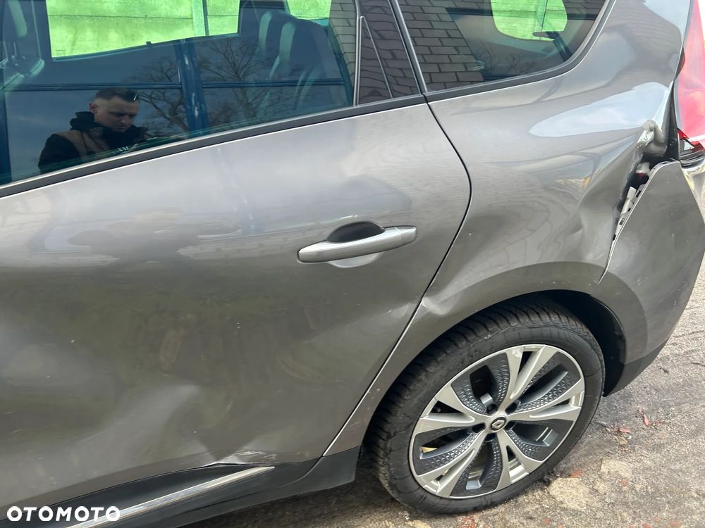 Renault Scenic - 19
