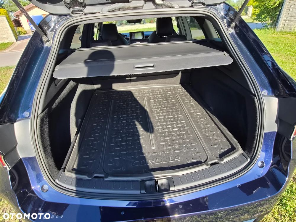 Toyota Corolla 1.8 Hybrid Club - 15