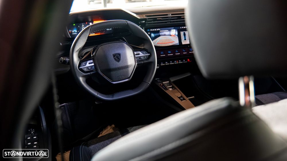 Peugeot 408 1.2 PureTech Allure EAT8 - 20