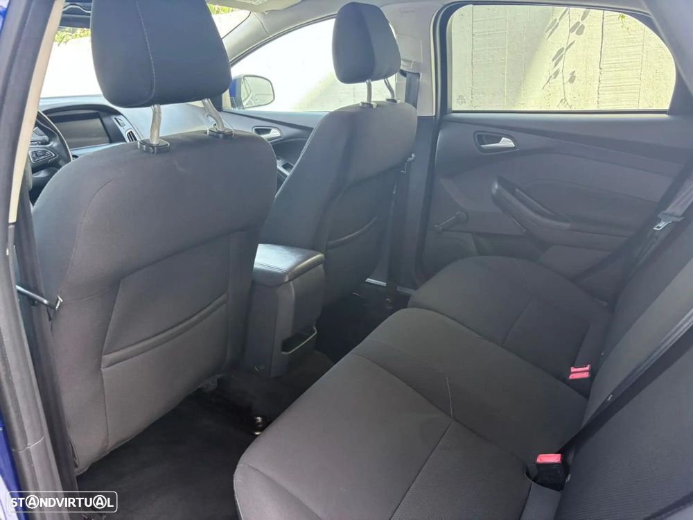 Ford Focus 1.0 EcoBoost S&S COOL&CONNECT DESIGN - 55