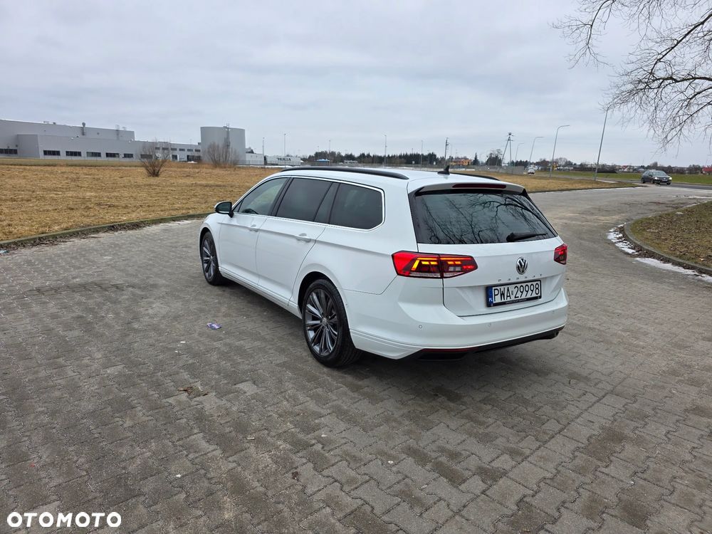 Volkswagen Passat 2.0 TDI SCR DSG Elegance - 5