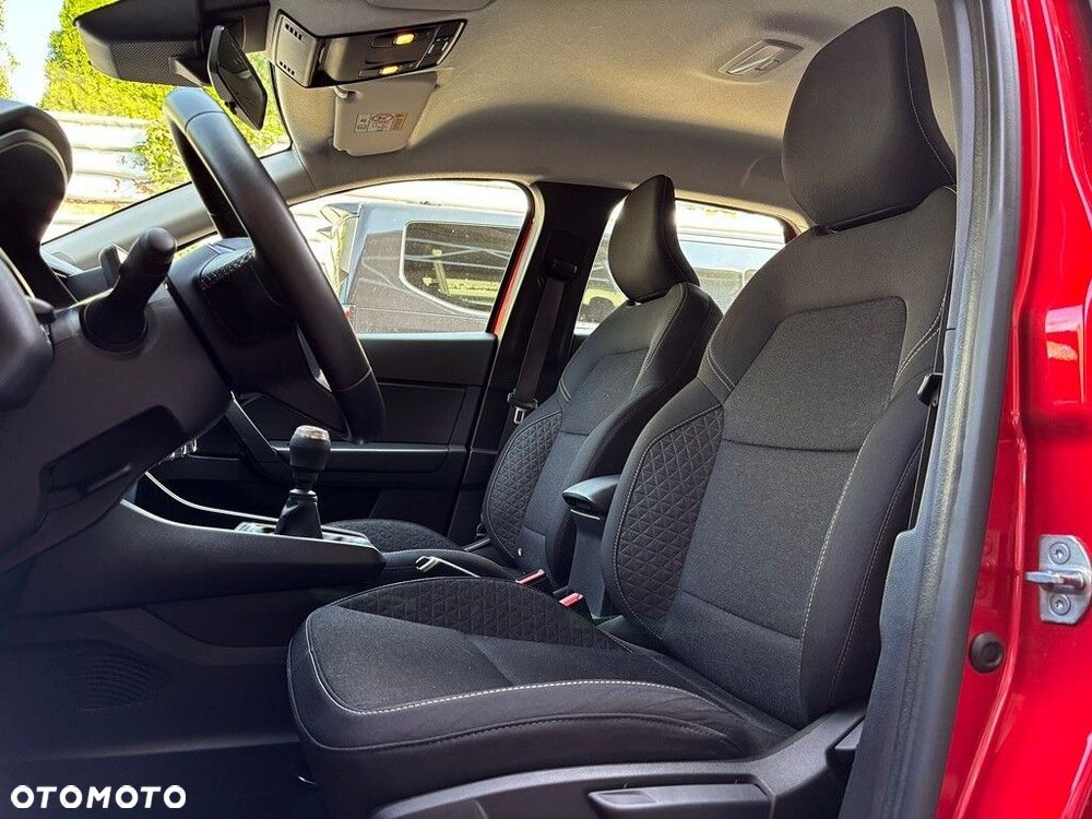 Renault Captur - 19