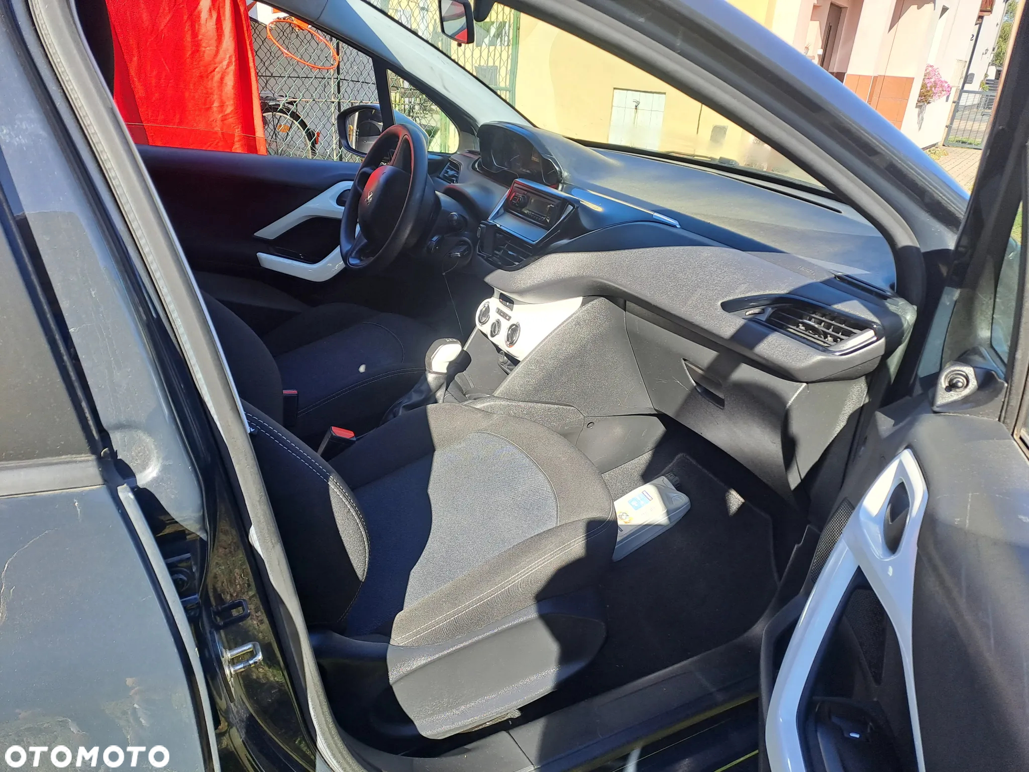 Peugeot 208 1.2 PureTech Like S&S - 11