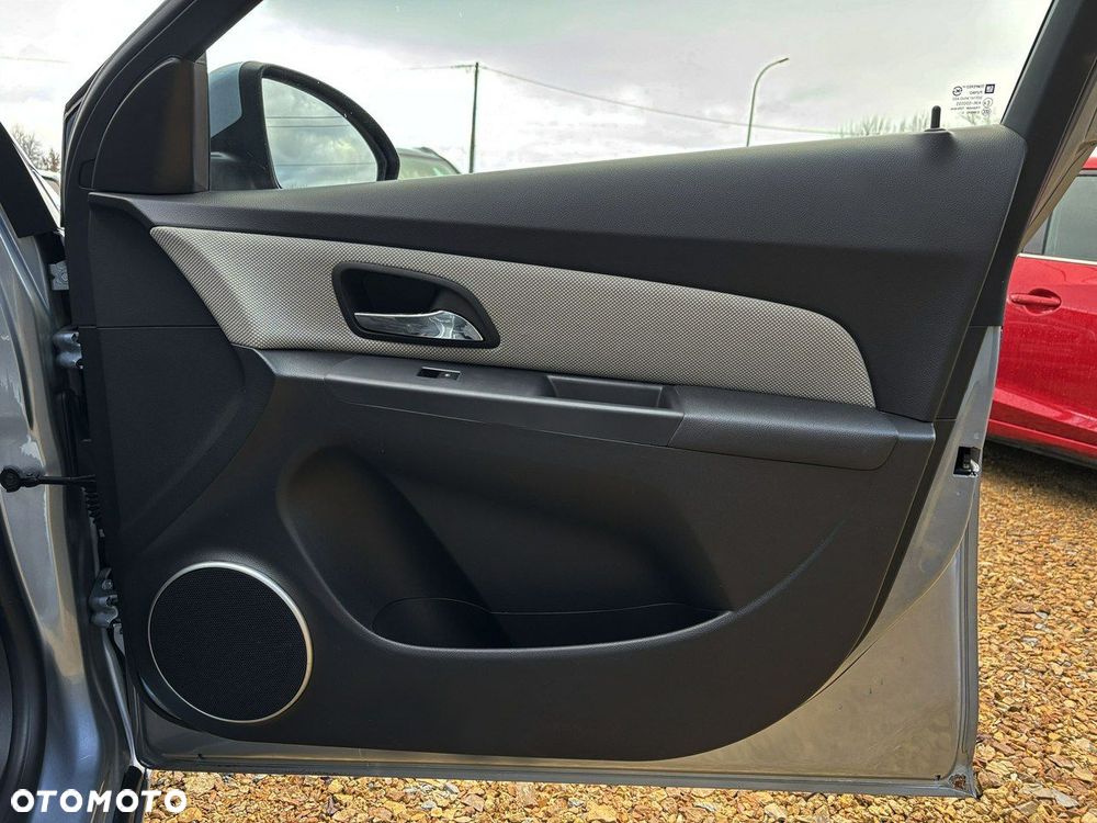 Chevrolet Cruze 2.0 D LT+ - 27