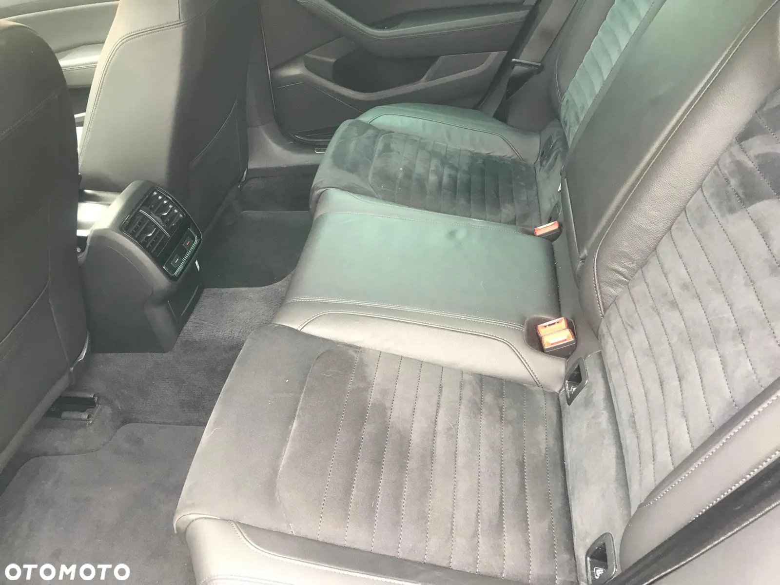 Volkswagen Passat 2.0 TDI BMT Highline DSG - 17