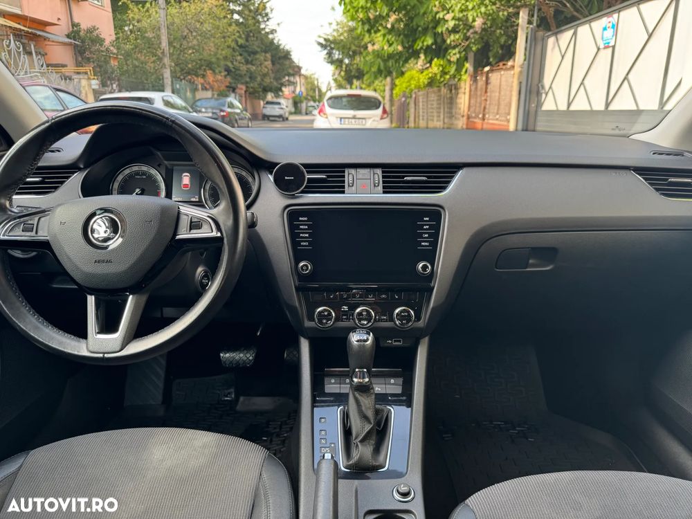 Skoda Octavia 2.0 TDI 4X4 DSG Style - 11