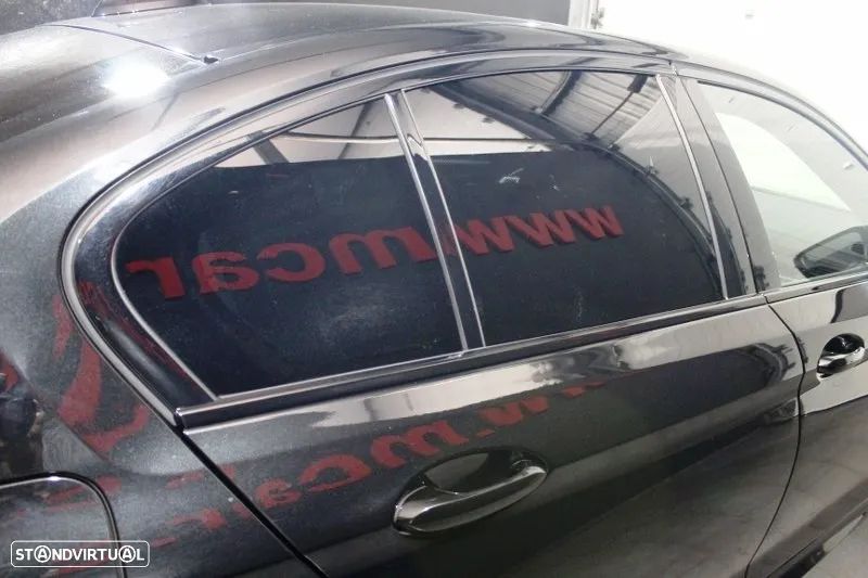 BMW M550d xDrive Auto - 14