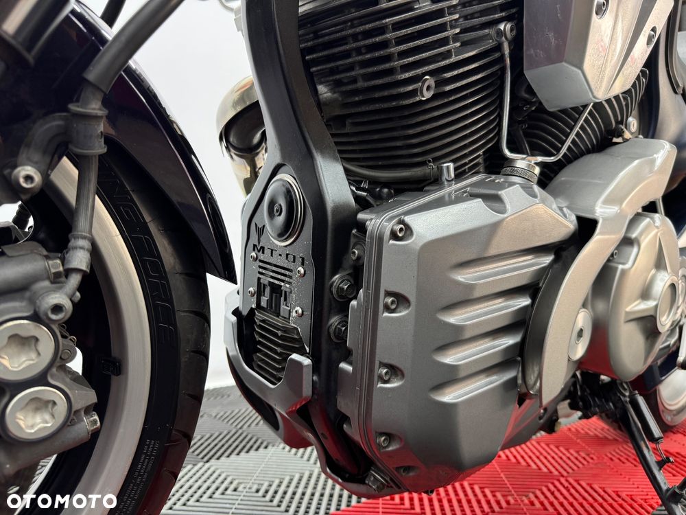 Yamaha MT - 20