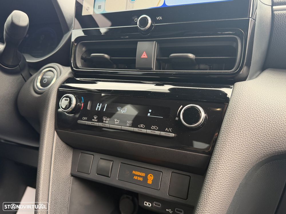 Toyota Yaris Cross 1.5 HDF Square Collection - 38