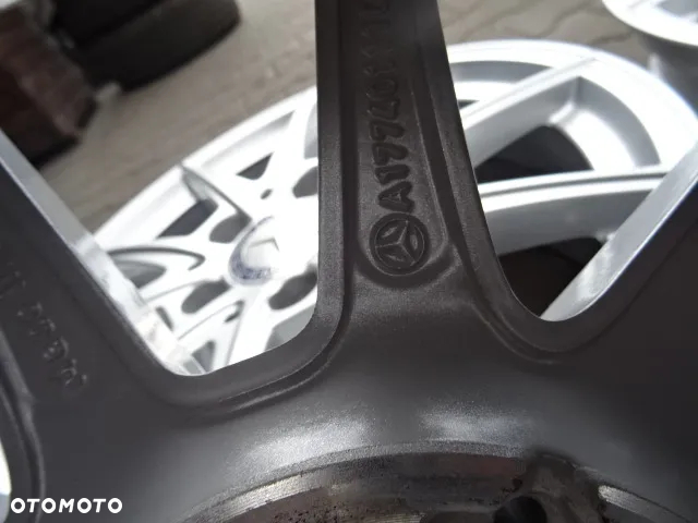 5x112x66,6 6,5Jx16 ET44 Mercedes A/B Classe i CLA z czujnikami ciśnienia - 13