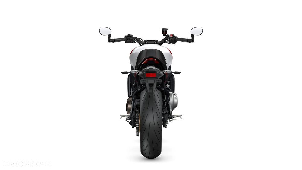 Yamaha XSR - 6