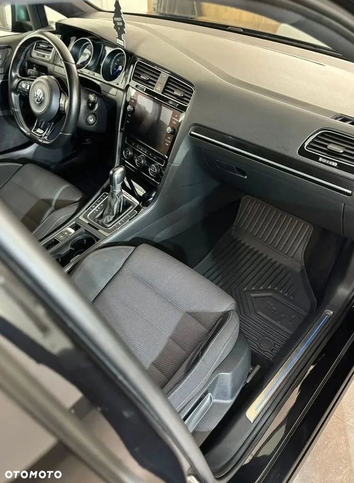 Volkswagen Golf R 4Motion (BlueMotion Technology) DSG - 21