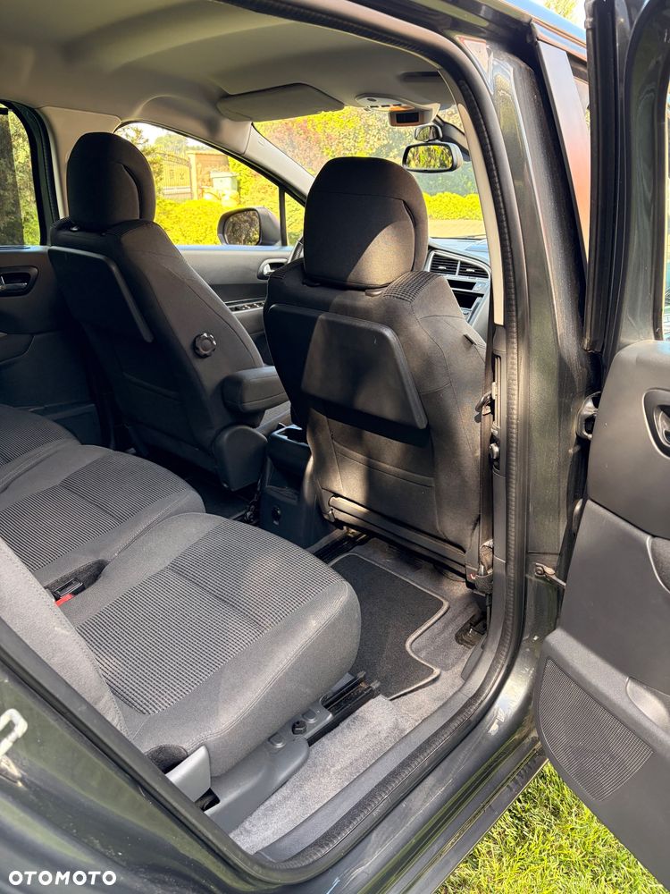 Peugeot 5008 2.0 BlueHDI Active S&S - 12