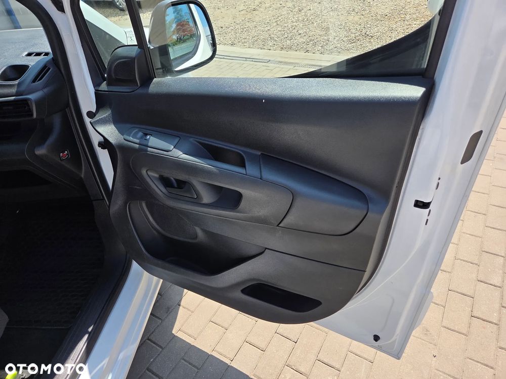 Opel Combo XL 1.5 CDTI Enjoy S&S - 28
