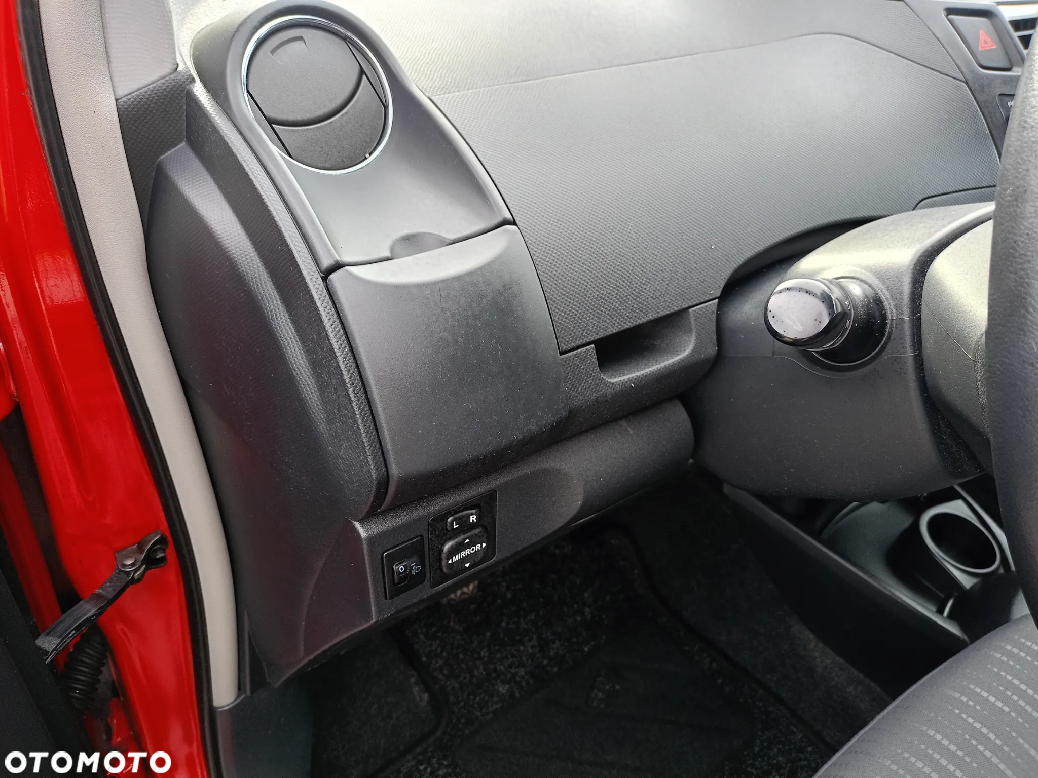 Toyota Yaris 1.33 Active - 17