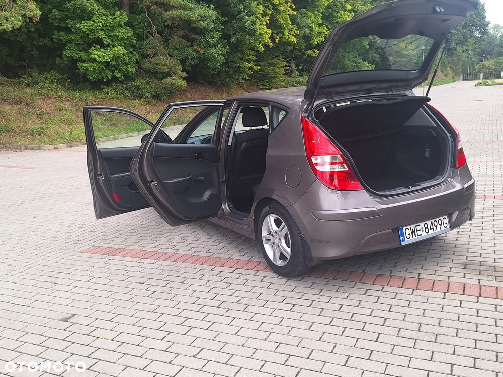 Hyundai i30 1.4 Edition Plus - 9