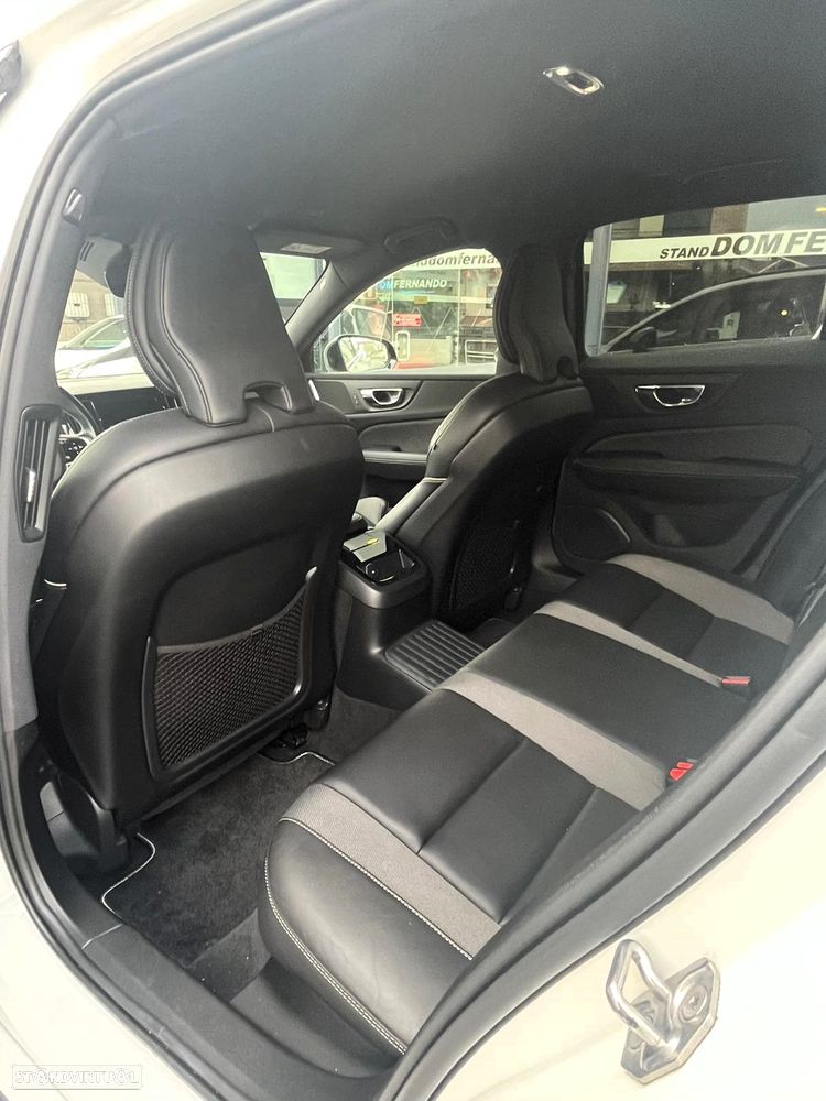 Volvo V60 2.0 T6 AWD TE R-Design Expression - 10