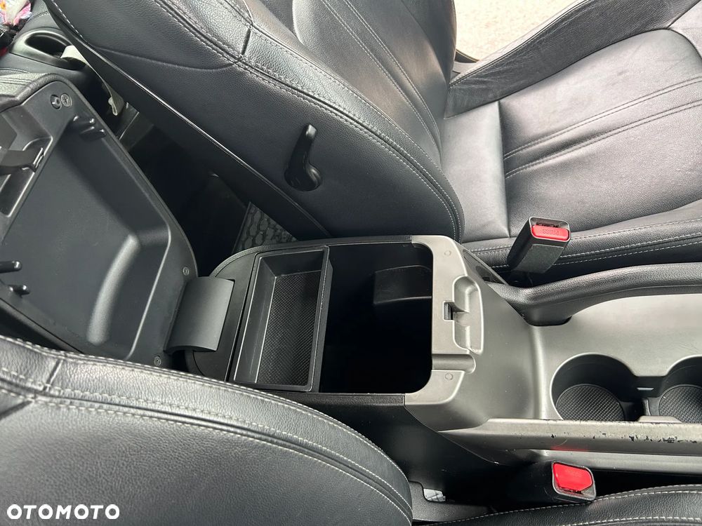 Kia Sportage 2.0 CRDI L AWD - 12