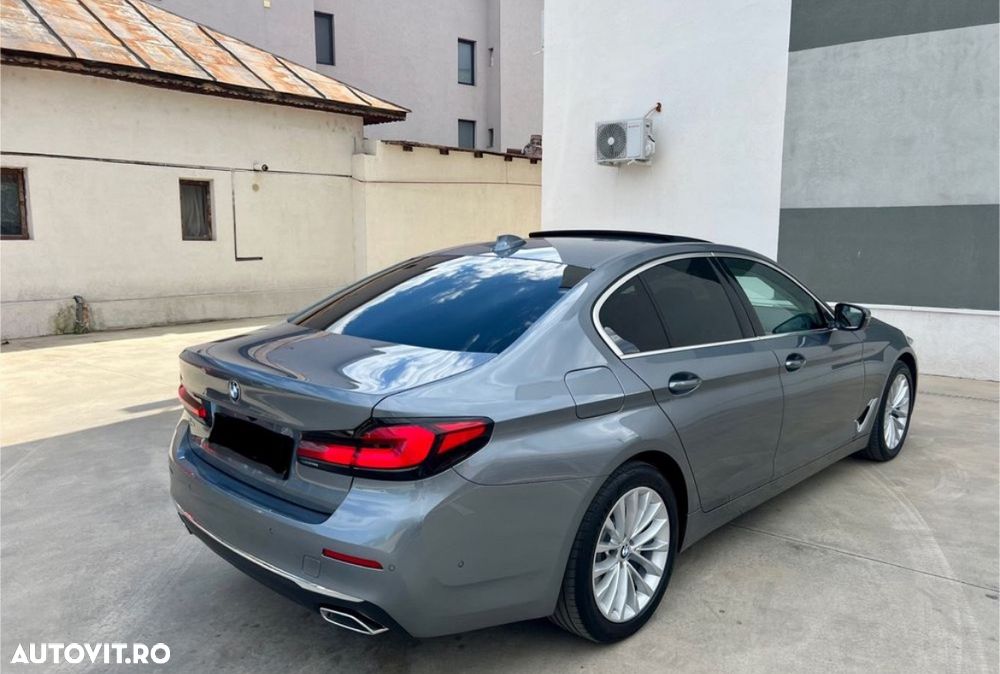 BMW Seria 5 530d xDrive AT MHEV - 4
