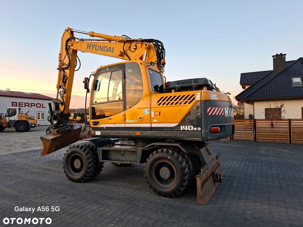 Hyundai 140W ROTOTILT ze szczypcami - 3