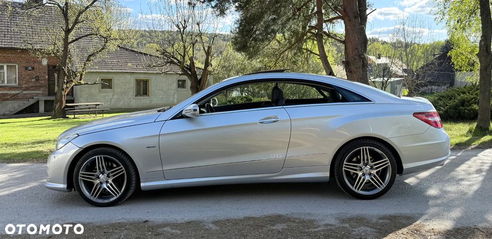 Mercedes-Benz Klasa E 350 CDI BlueEff - 12