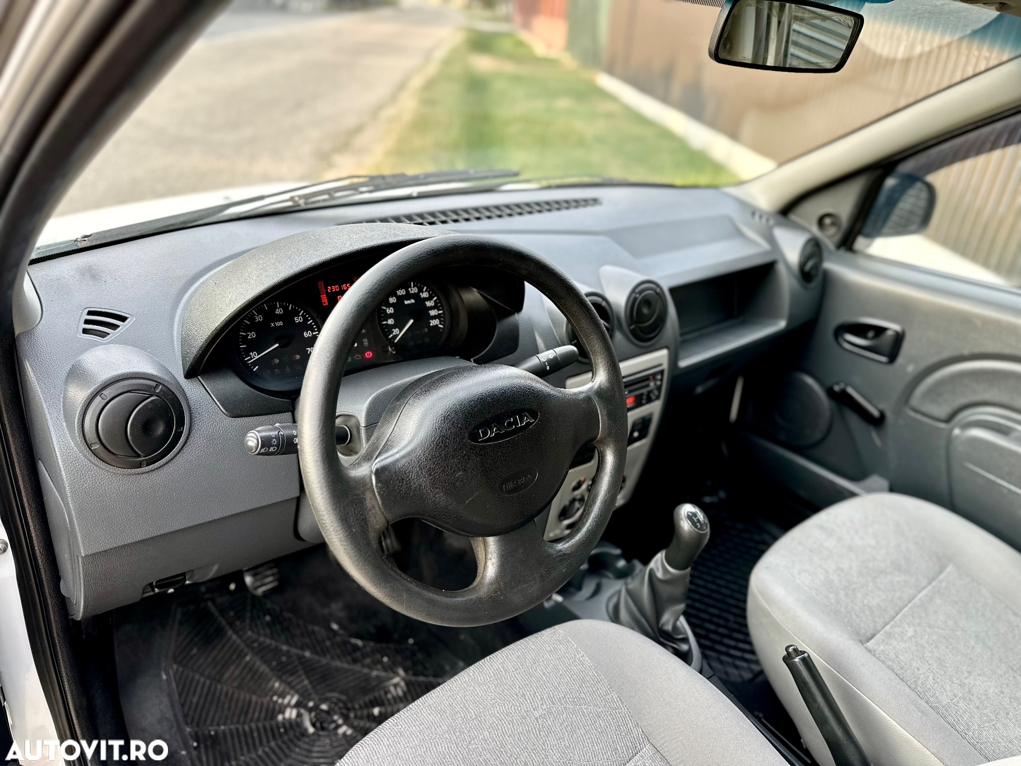 Dacia Pick Up - 12