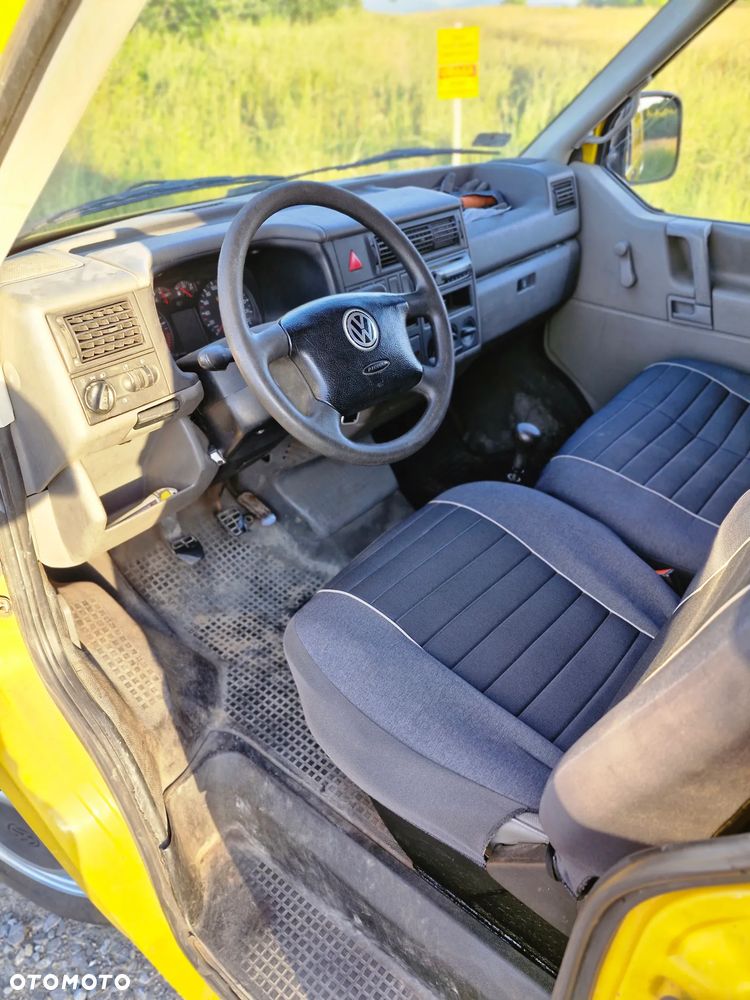 Volkswagen Transporter - 4