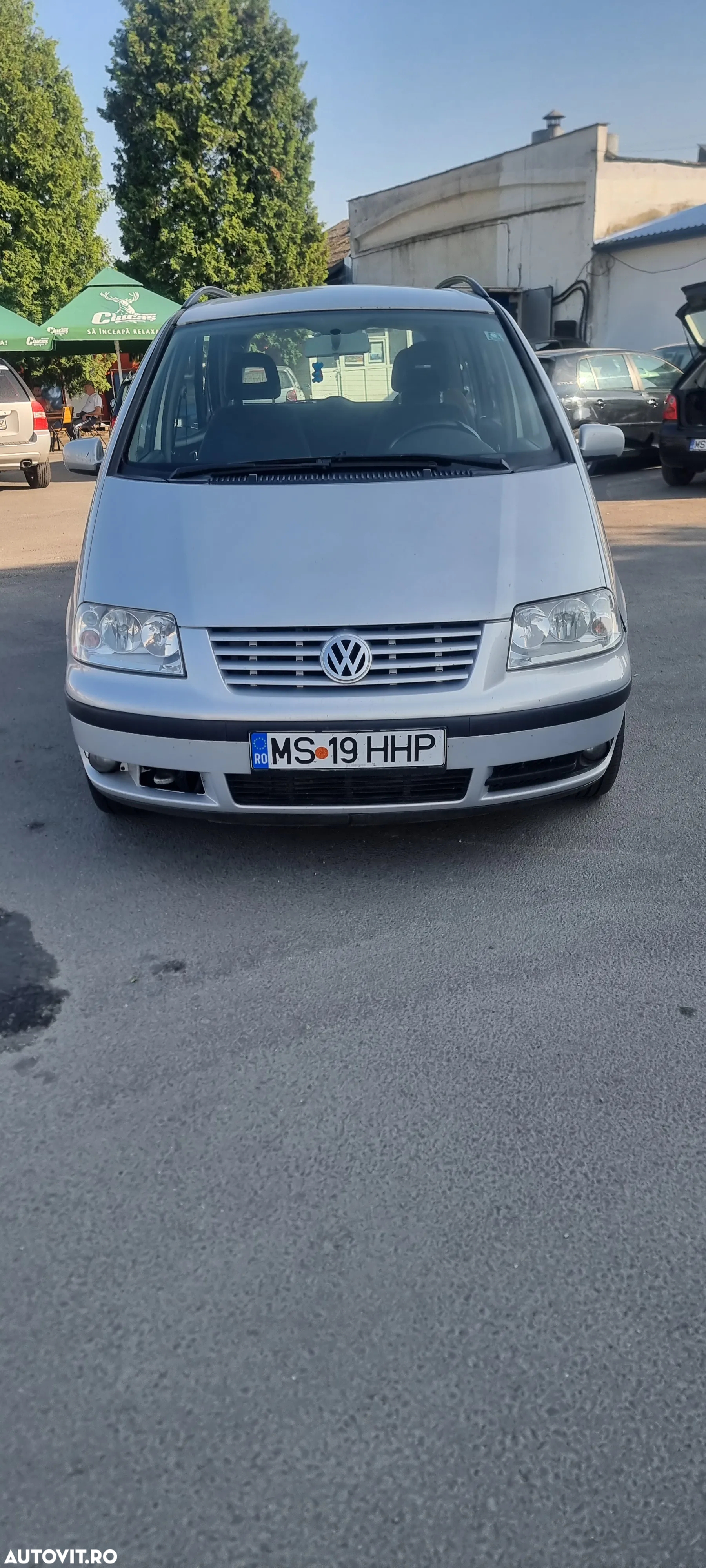 Volkswagen Sharan 1.9 TDI Comfortline - 2