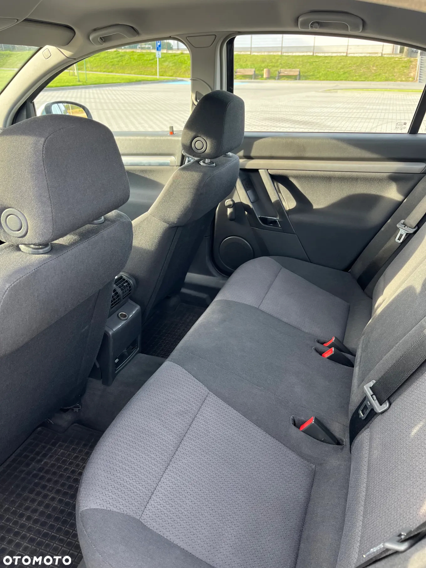 Opel Vectra 1.8 - 12