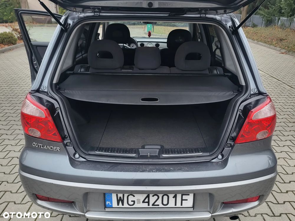 Mitsubishi Outlander 2.0 Comfort - 17