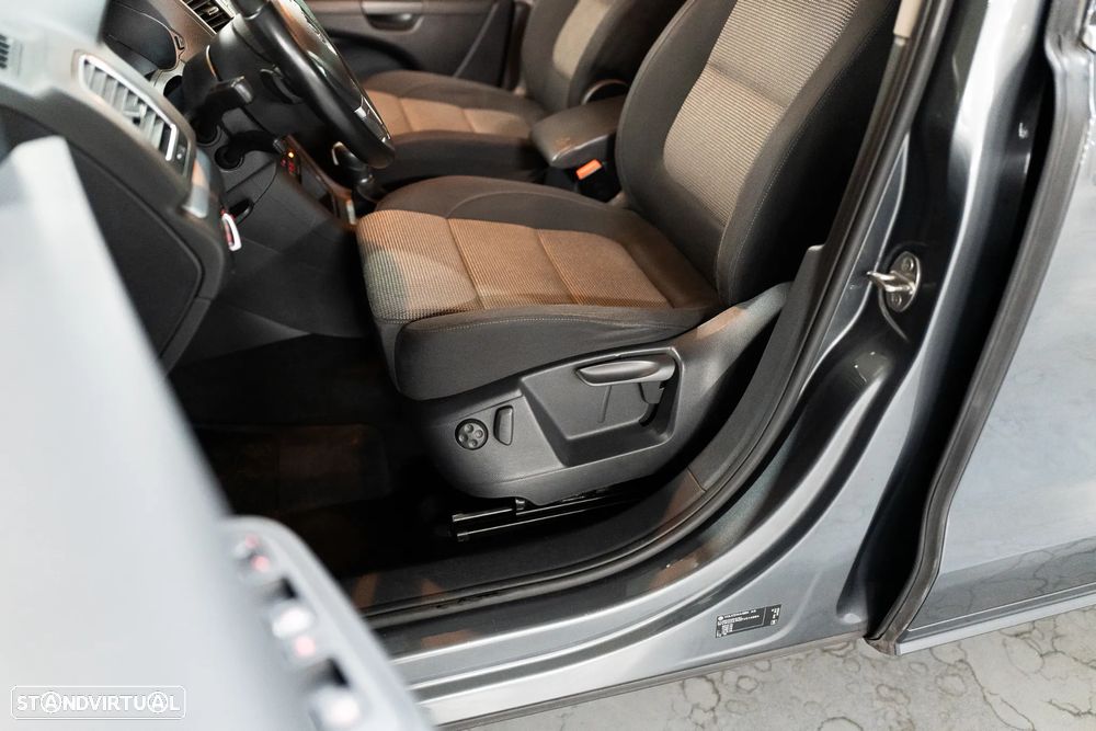 VW Sharan 2.0 TDI Confortline DSG - 31