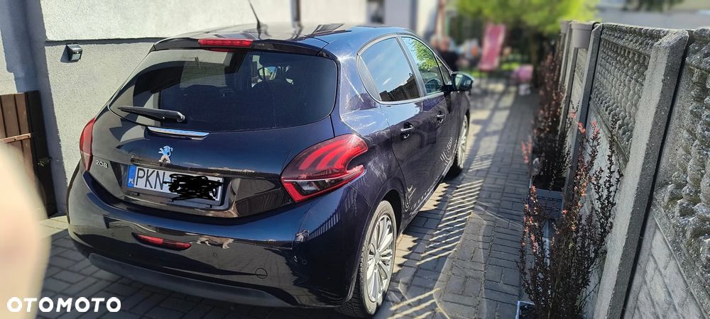 Peugeot 208 1.2 PureTech Style - 5