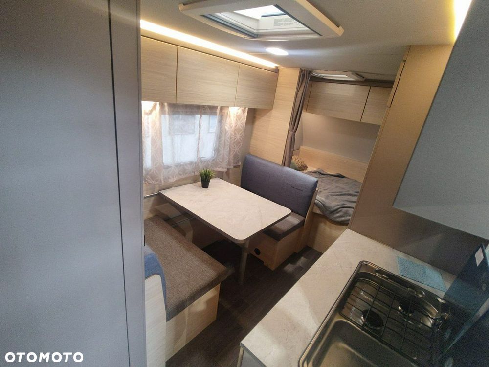 Weinsberg CaraCito 470 QDK - dla 4 osób z niskim DMC 1250 KG - 10