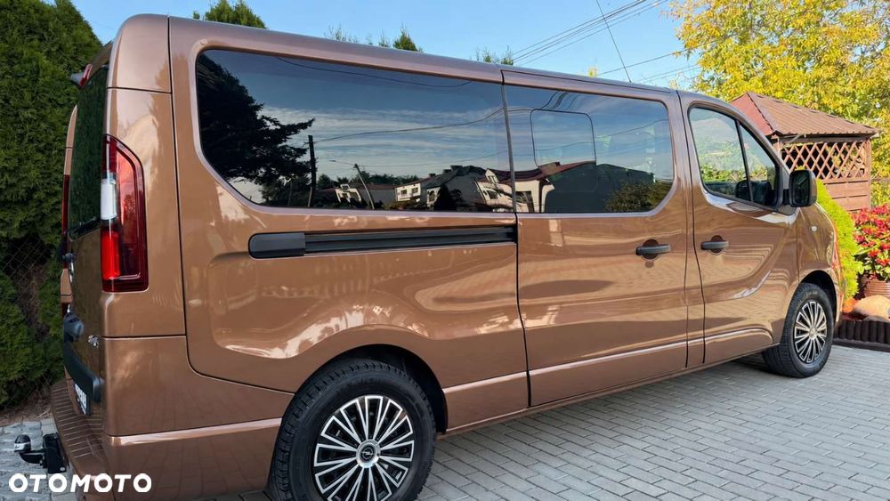 Opel Vivaro - 32