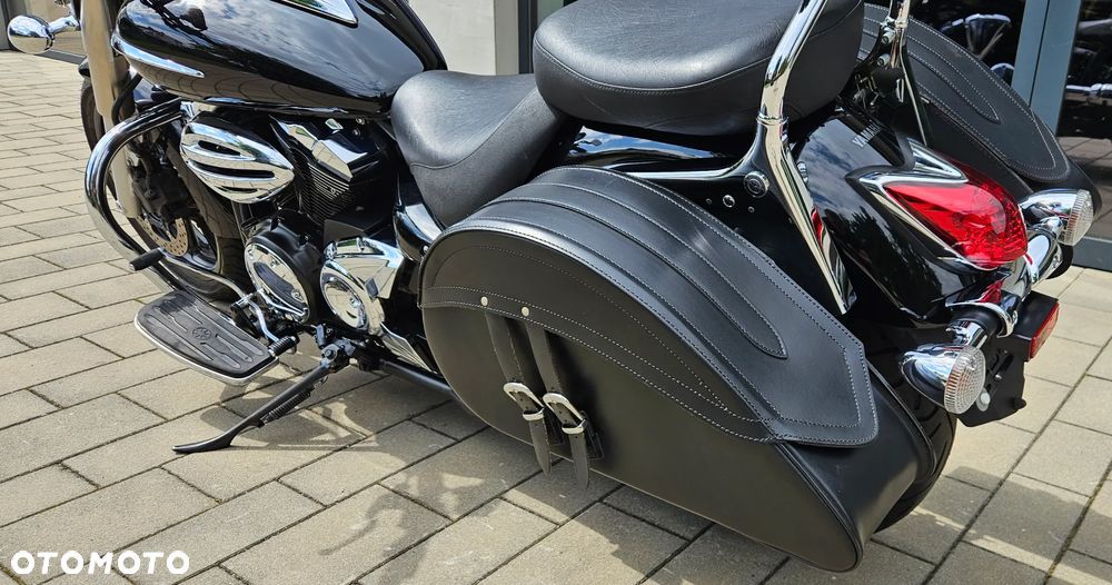 Yamaha XVS - 8