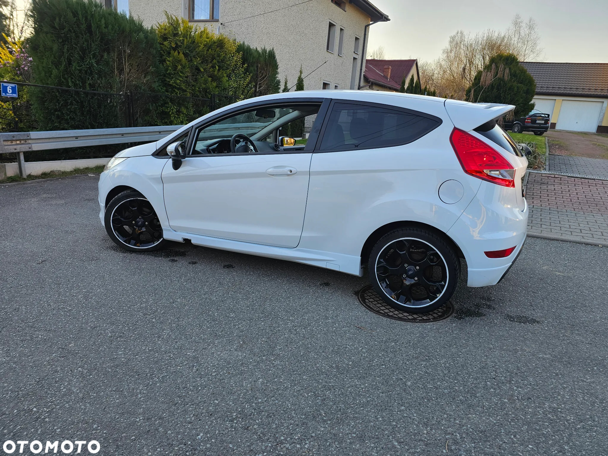 Ford Fiesta 1.6 Ti-VCT Sport - 30