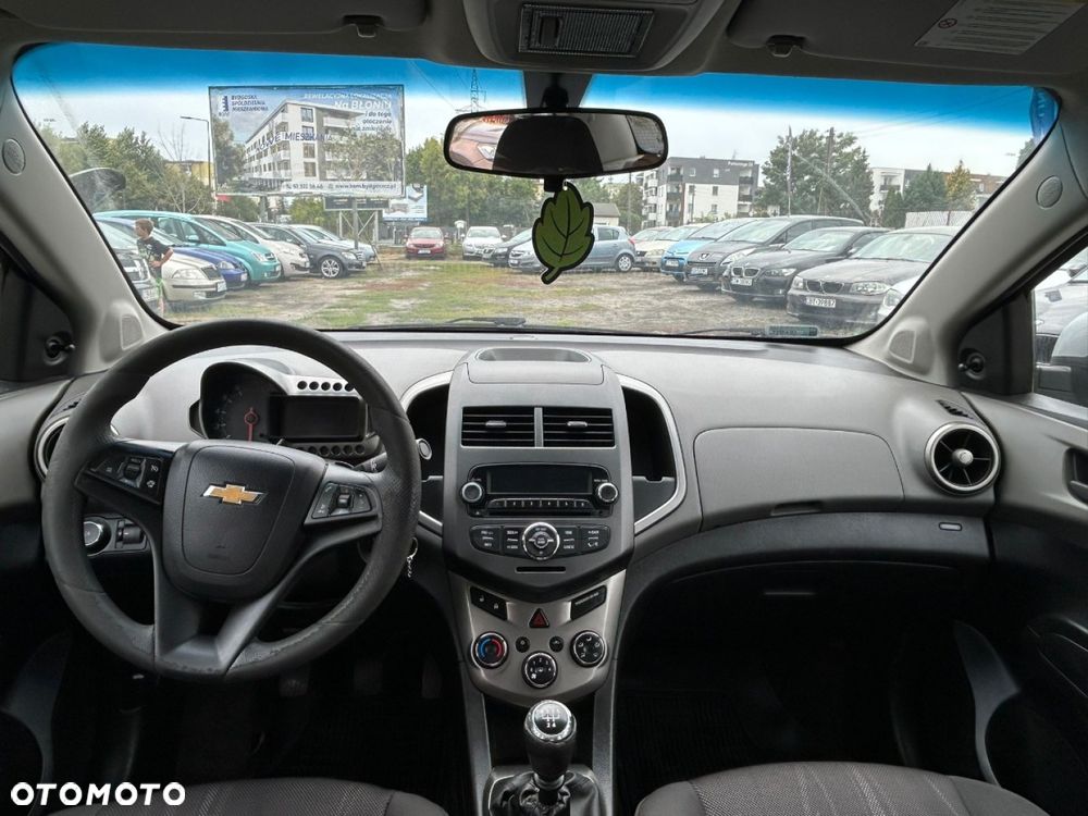 Chevrolet Aveo - 6