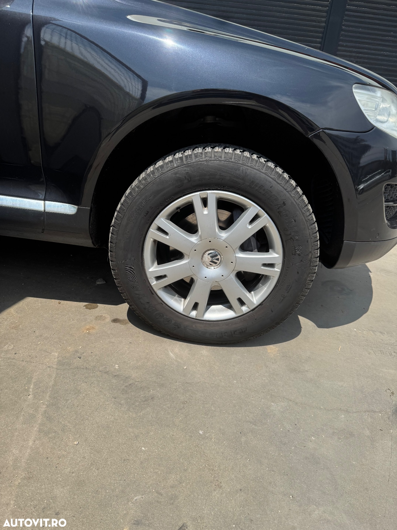 Volkswagen Touareg - 4