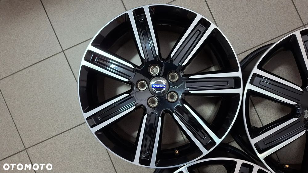 Felgi Aluminiowe 18 Volvo XC 60 5x108 ET 55 - 11