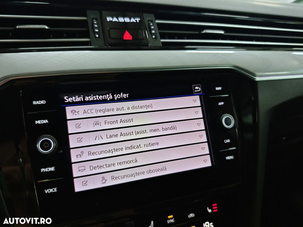 Volkswagen Passat 2.0 TDI SCR DSG Business - 16