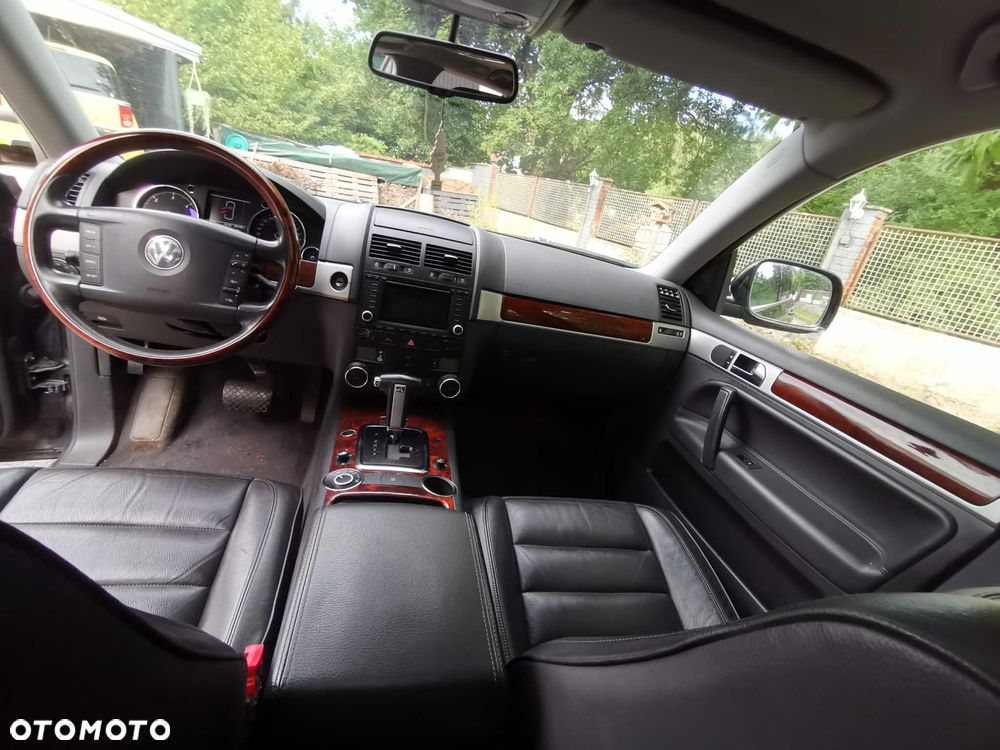 Volkswagen Touareg - 6