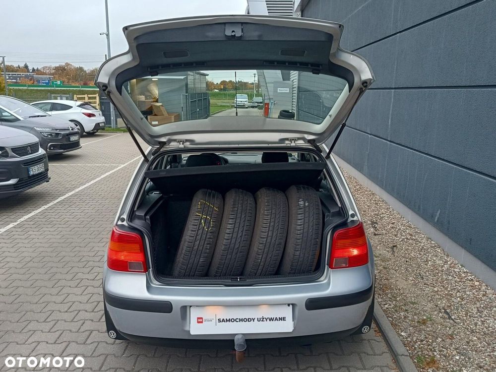 Volkswagen Golf 1.6 Basis - 10