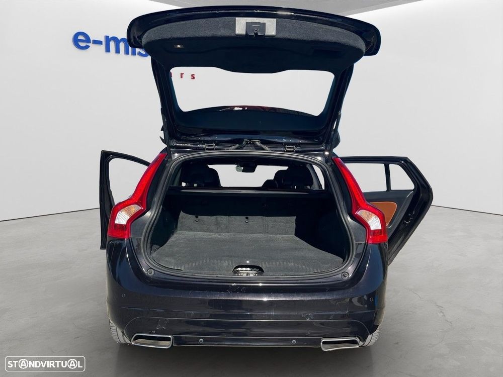 Volvo V60 D6 Twin Engine Geartronic RDesign - 15
