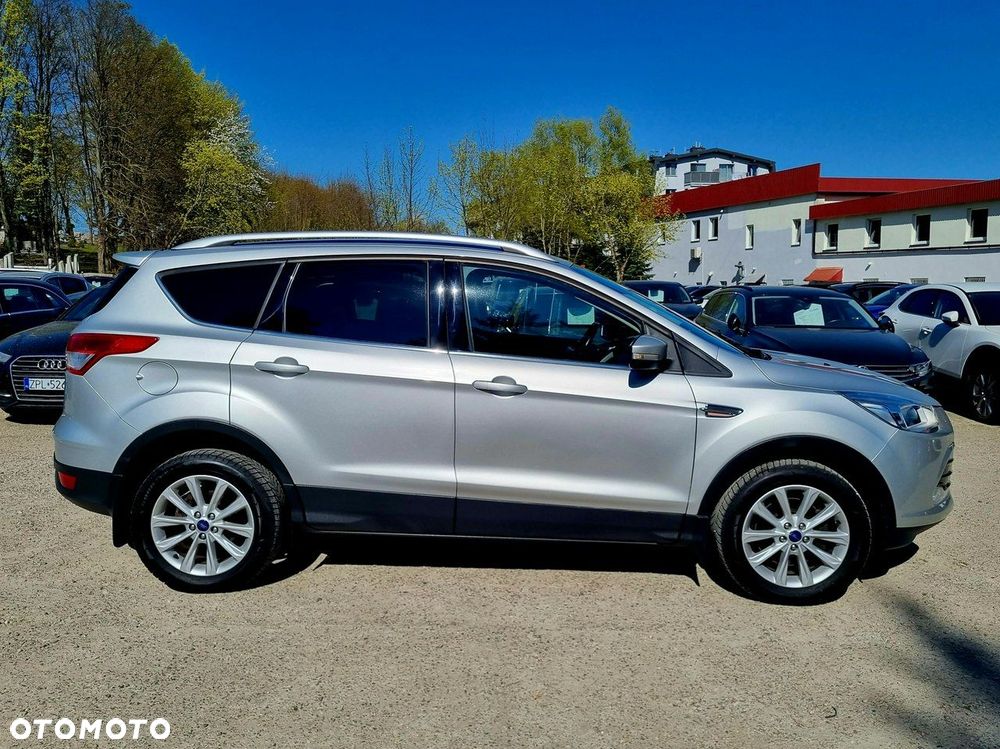Ford Kuga 2.0 TDCi FWD Titanium - 4